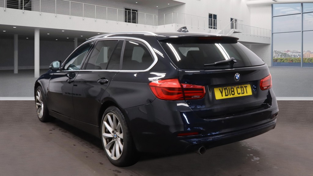 Used BMW 3 Series 2018 for sale - 76637063: Photo 2