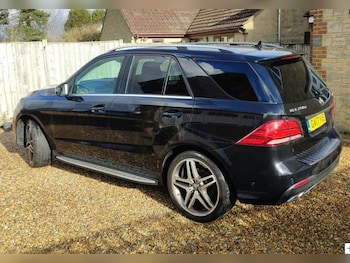 Used Mercedes-Benz GLE 2017 for sale - 77674999: Photo