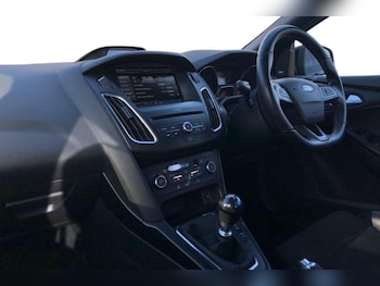 Used Ford Focus 2016 for sale - 78219496: Photo