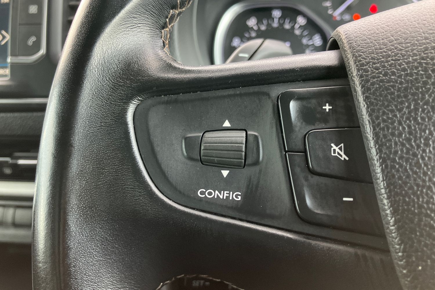 Used Peugeot Traveller 2021 for sale - 77553420: Photo 16