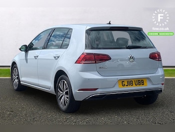 Used Volkswagen Golf 2018 for sale - 78888291: Photo