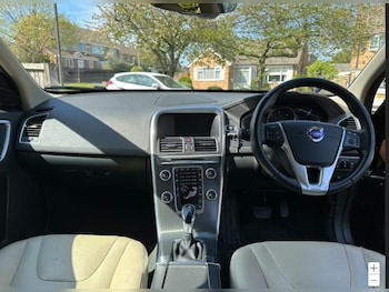 Used Volvo XC60 2016 for sale - 78445238: Photo