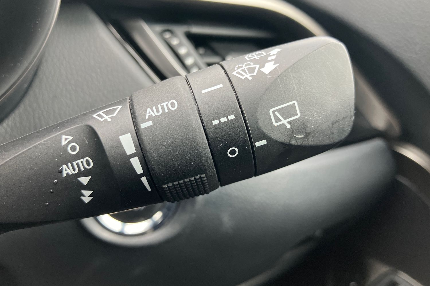 Used Toyota C-HR 2019 for sale - 76236787: Photo 17