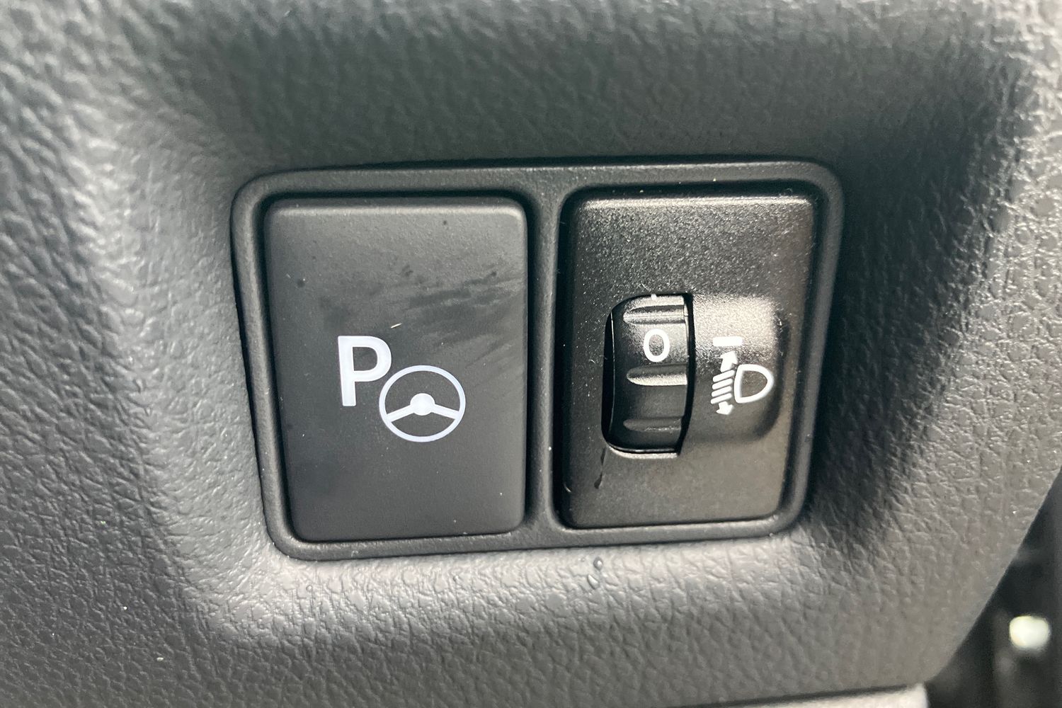 Used Toyota C-HR 2019 for sale - 76236787: Photo 18