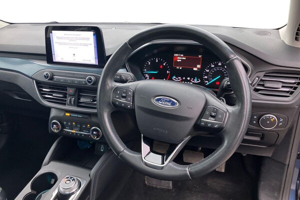 Used Ford Focus 2019 for sale - 76197636: Photo 3