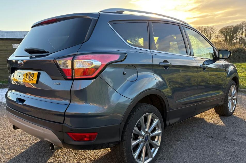 Used Ford Kuga 2019 for sale - 77172619: Photo 2