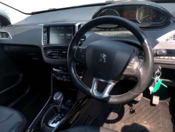 Used Peugeot 2008 2016 for sale - 74982342: Photo