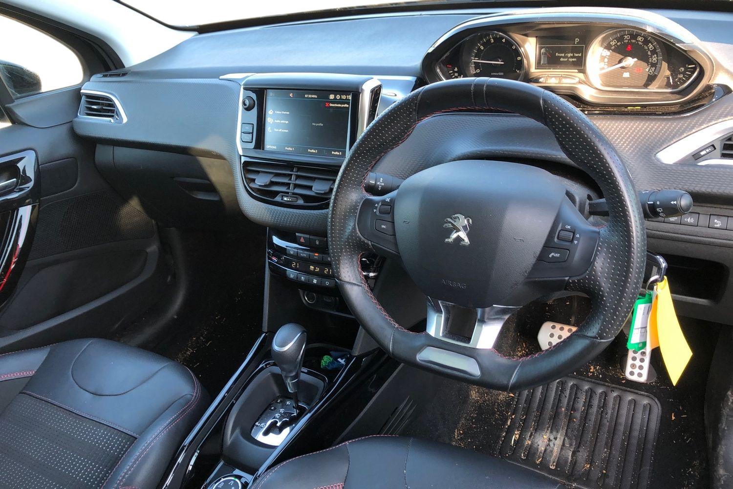 Used Peugeot 2008 2019 for sale - 77742095: Photo 3