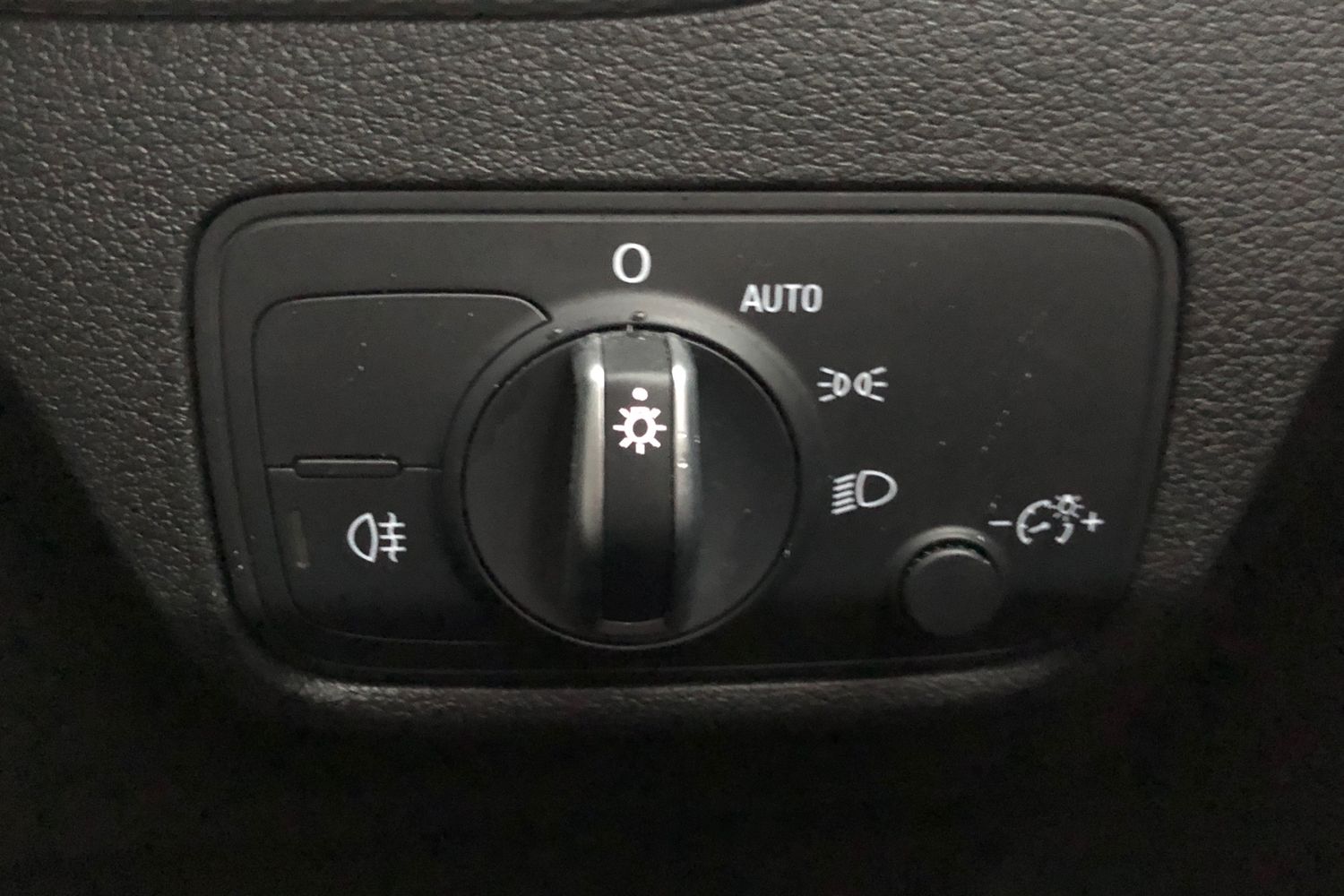 Used Audi Q2 2023 for sale - 77527663: Photo 13