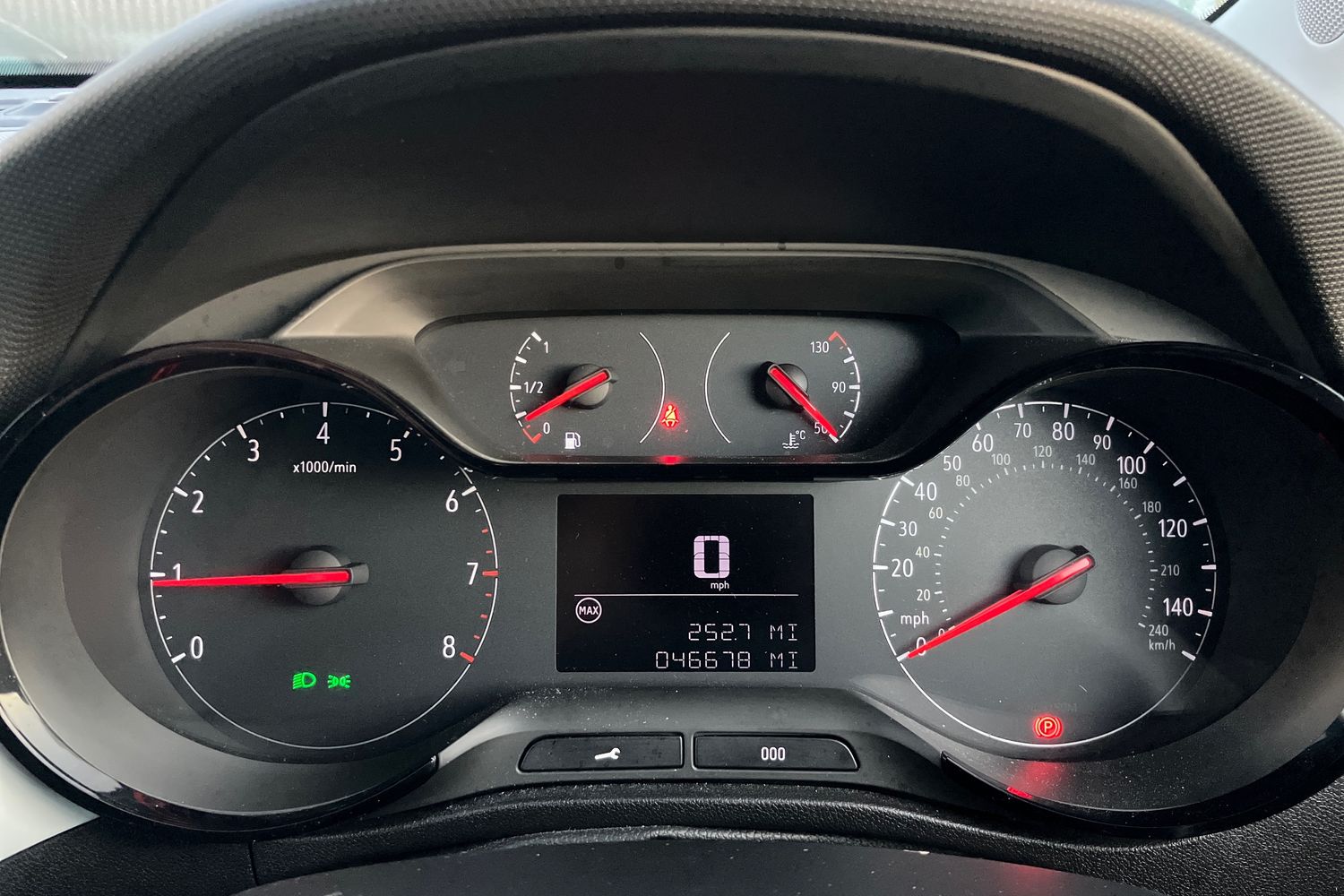 Used Vauxhall Crossland X 2020 for sale - 76442644: Photo 17