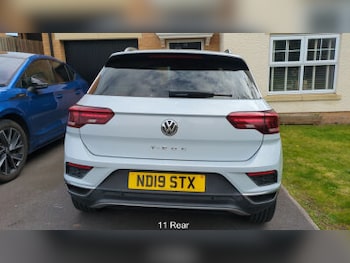 Used Volkswagen T-Roc 2019 for sale - 78242472: Photo