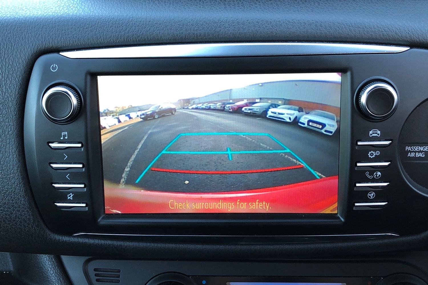 Used Toyota Yaris 2019 for sale - 76257087: Photo 12