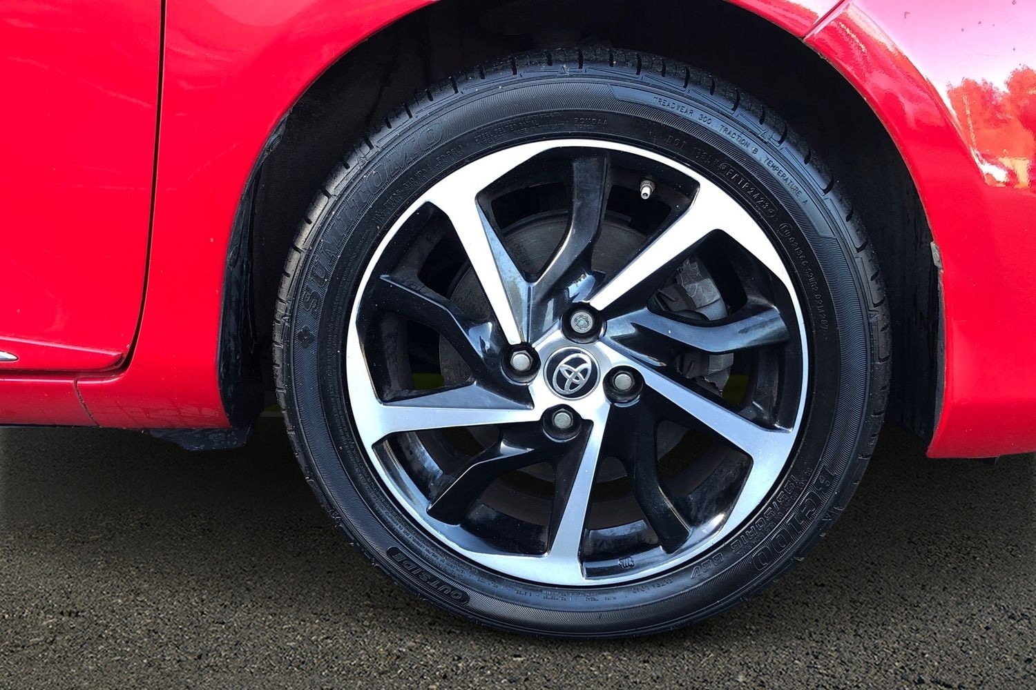 Used Toyota Yaris 2019 for sale - 76257087: Photo 19