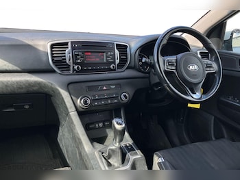 Used Kia Sportage 2017 for sale - 79385932: Photo