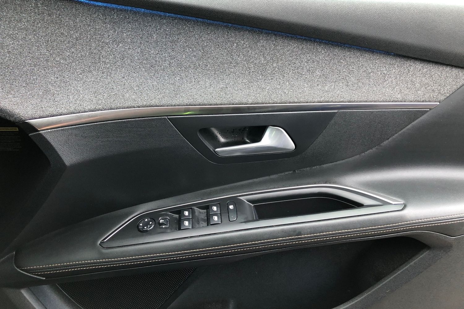 Used Peugeot 3008 2020 for sale - 76453537: Photo 17