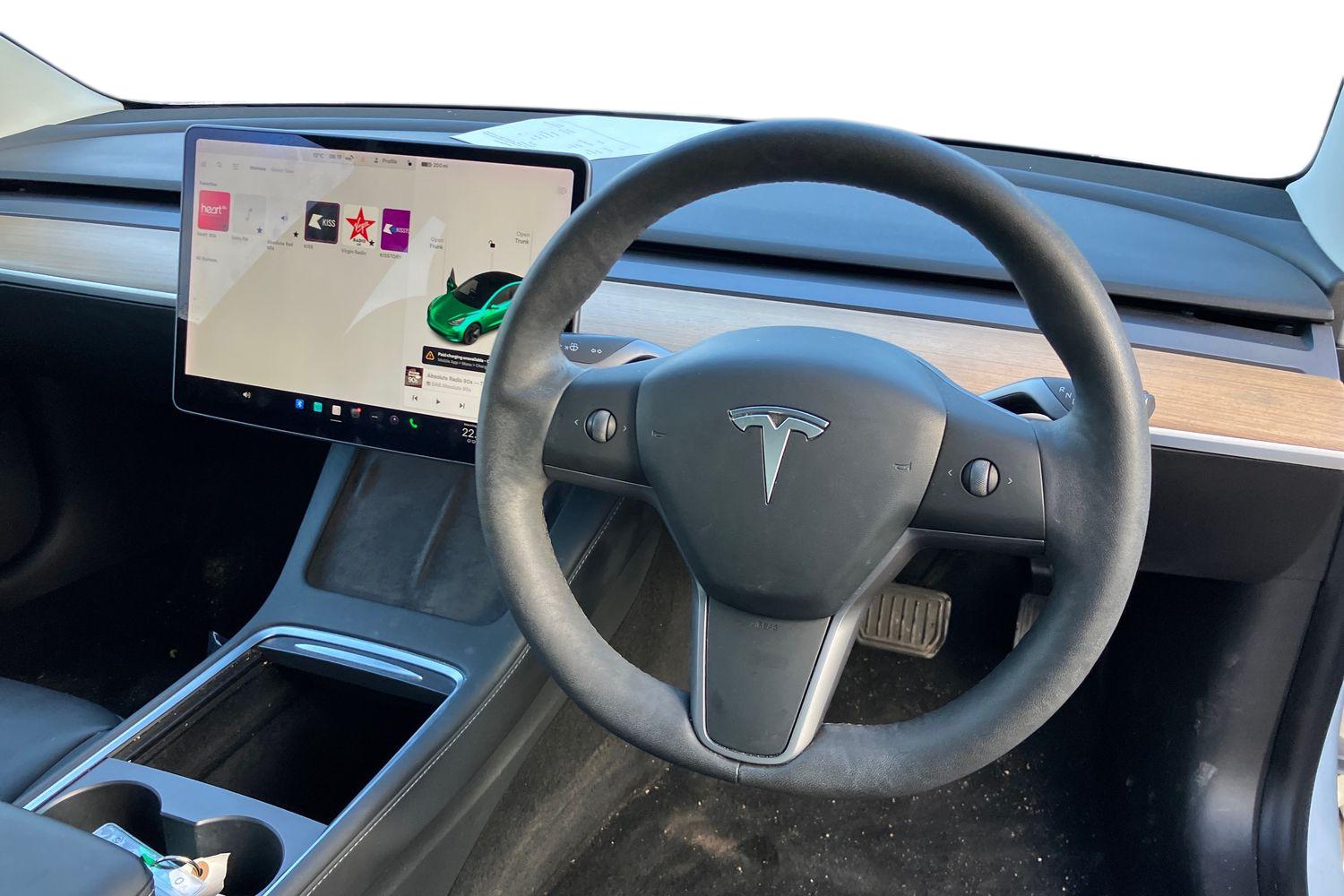 Used Tesla Model 3 2021 for sale - 76558044: Photo 2