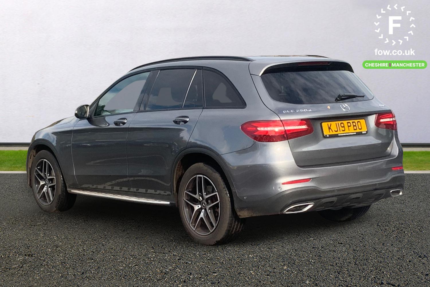 Used Mercedes-Benz GLC 2019 for sale - 76481023: Photo 2