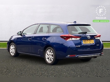 Used Toyota Auris 2017 for sale - 76267901: Photo