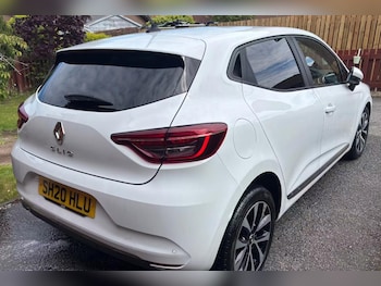 Used Renault Clio 2020 for sale - 78734640: Photo