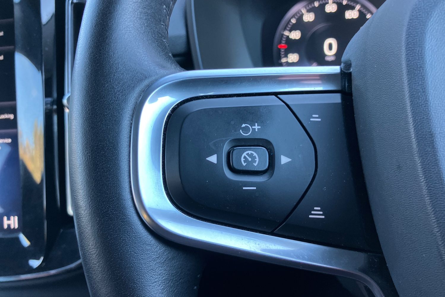 Used Volvo XC40 2020 for sale - 76143765: Photo 12