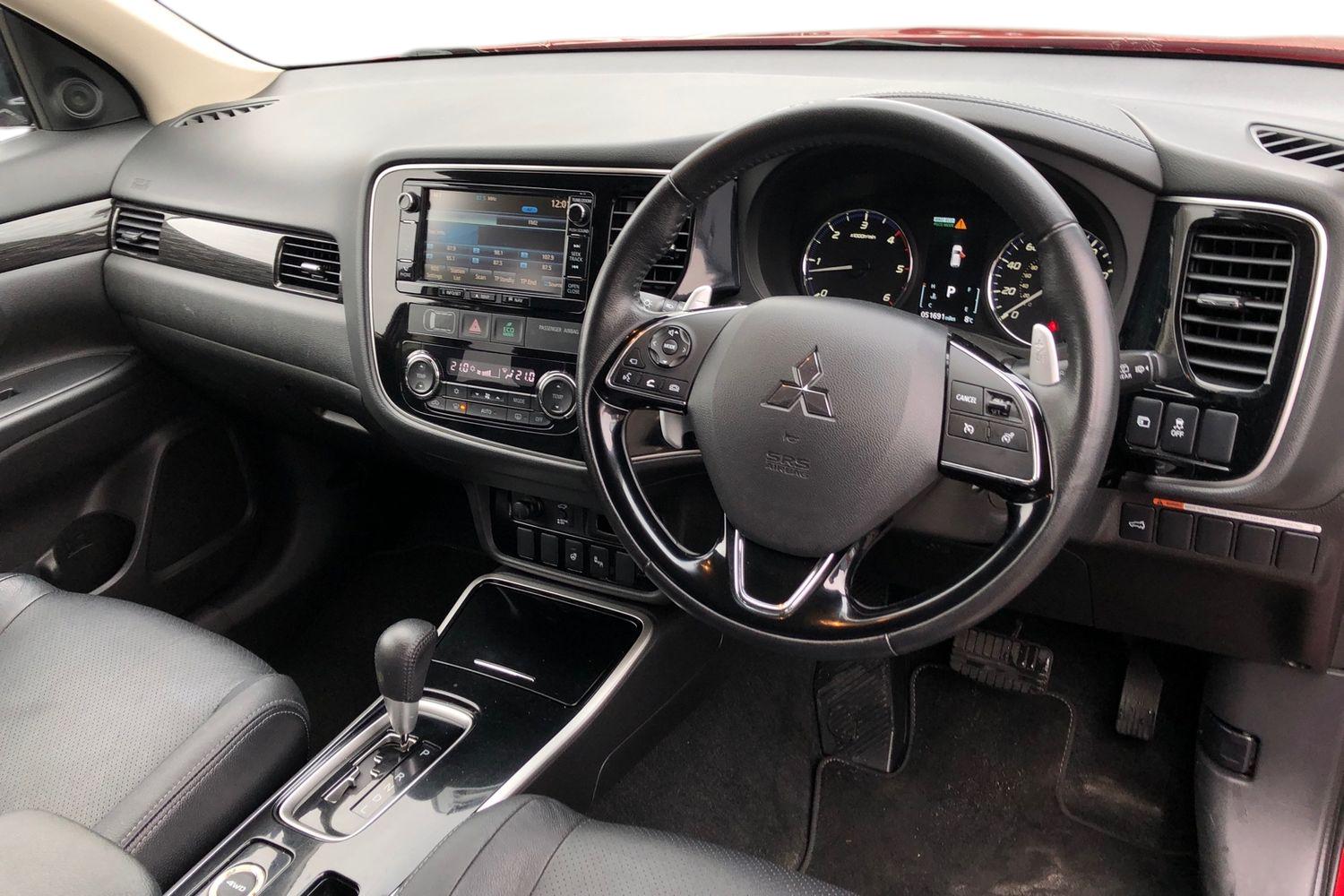Used Mitsubishi Outlander 2018 for sale - 77374306: Photo 3