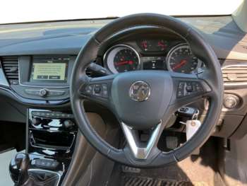 Used Vauxhall Astra 2018 for sale - 74392588: Photo