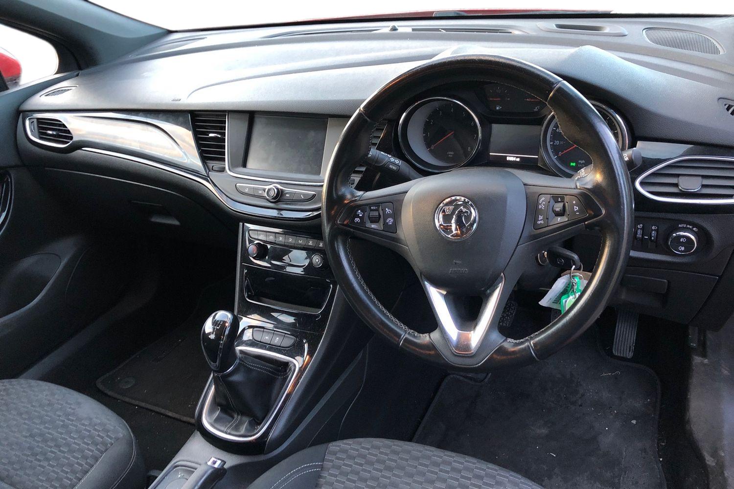 Used Vauxhall Astra 2017 for sale - 77076856: Photo 3