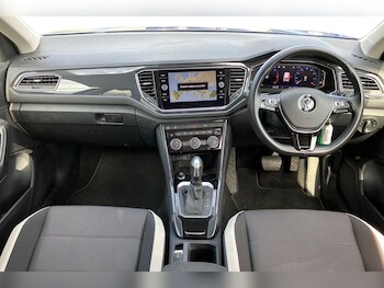 Used Volkswagen T-Roc 2020 for sale - 75603960: Photo