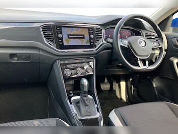 Used Volkswagen T-Roc 2020 for sale - 75603960: Photo