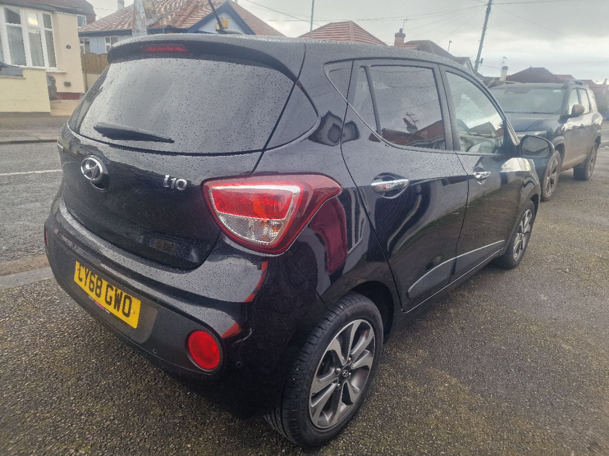 Used Hyundai i10 2018 for sale - 77719273: Photo 4