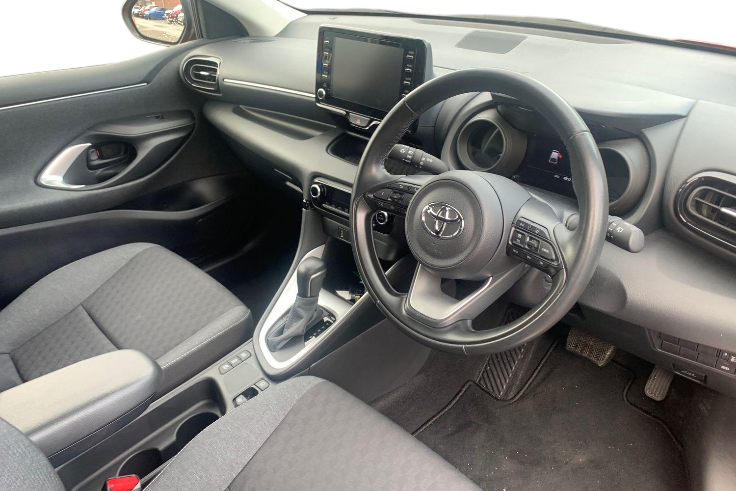 Used Toyota Yaris 2021 for sale - 76411614: Photo 3