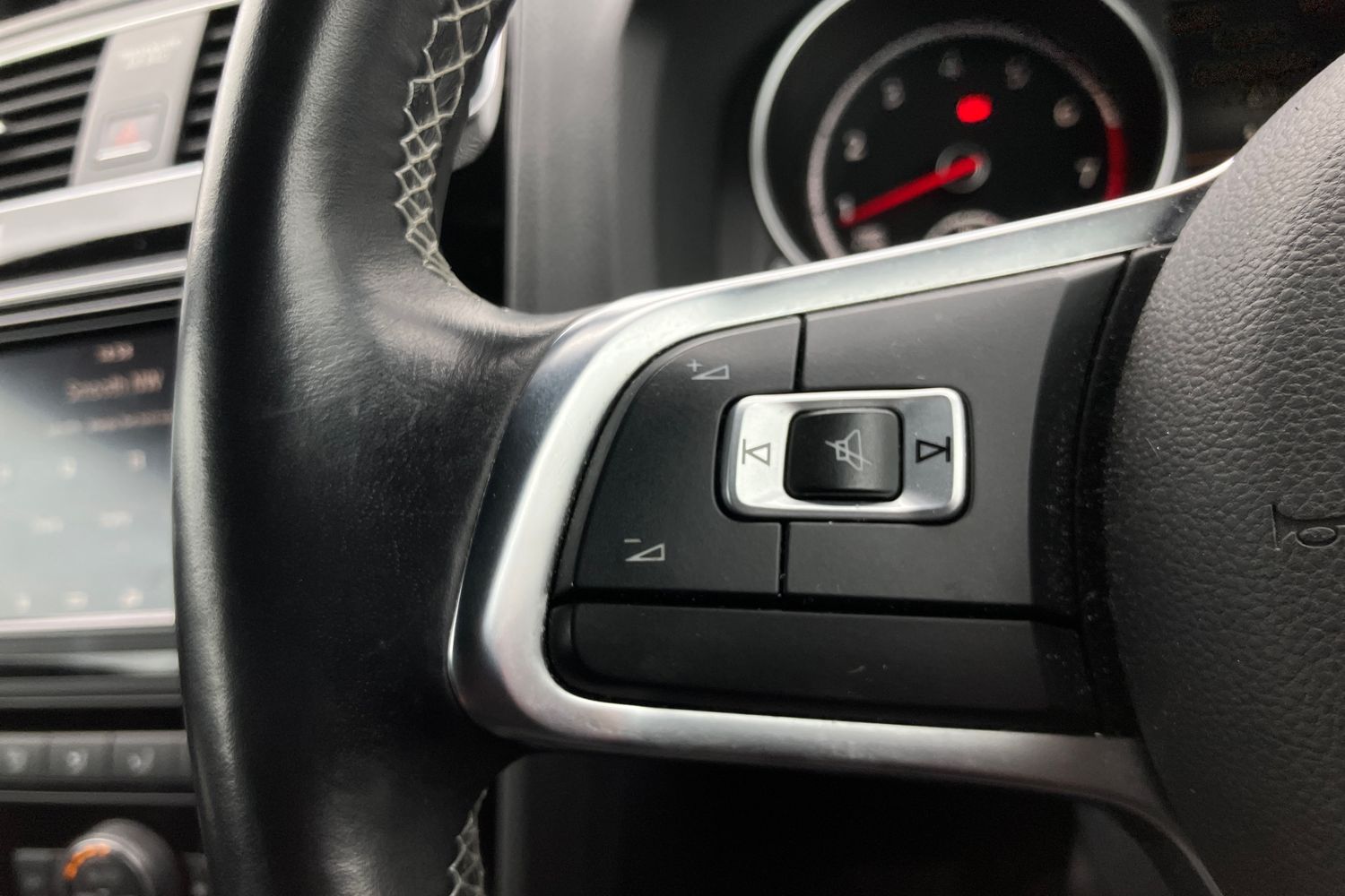 Used Volkswagen Scirocco 2017 for sale - 77515194: Photo 12