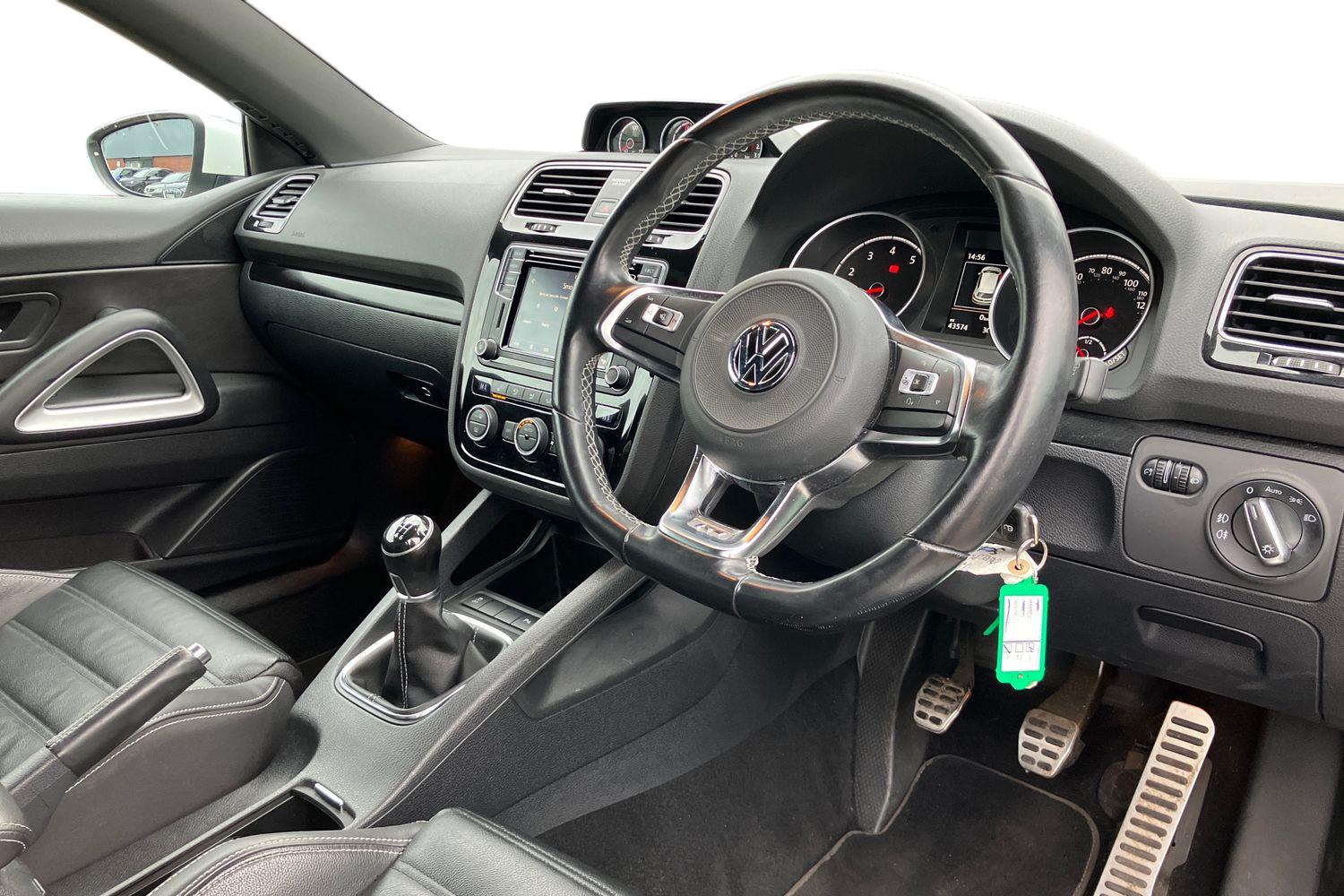 Used Volkswagen Scirocco 2017 for sale - 77515194: Photo 3