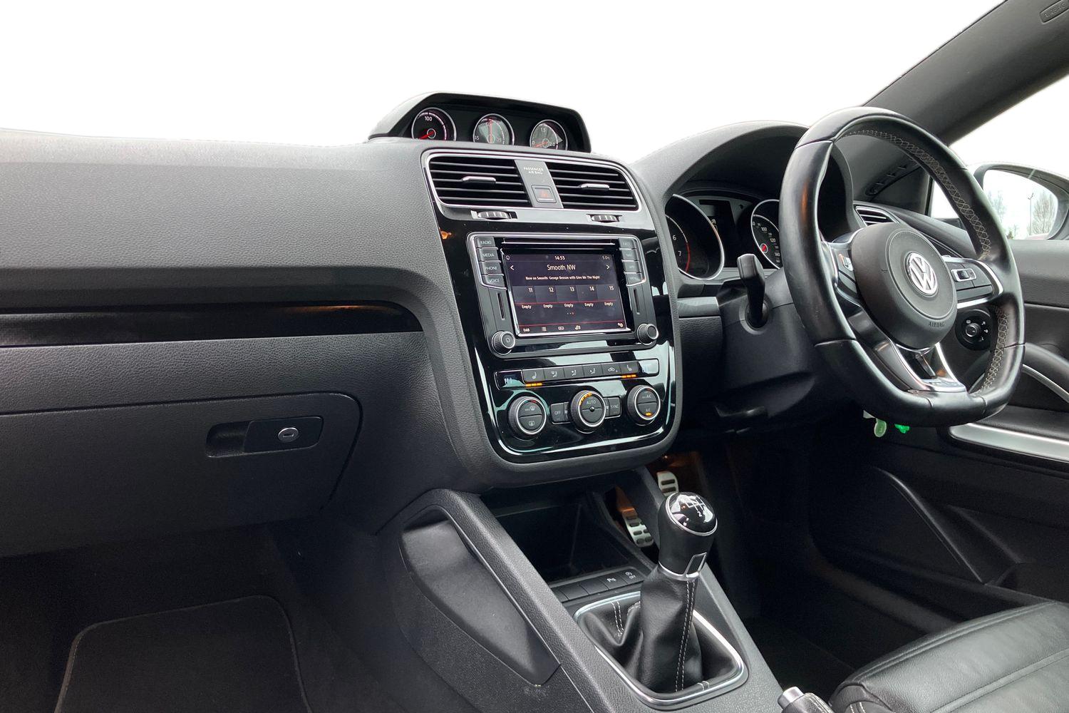 Used Volkswagen Scirocco 2017 for sale - 77515194: Photo 4