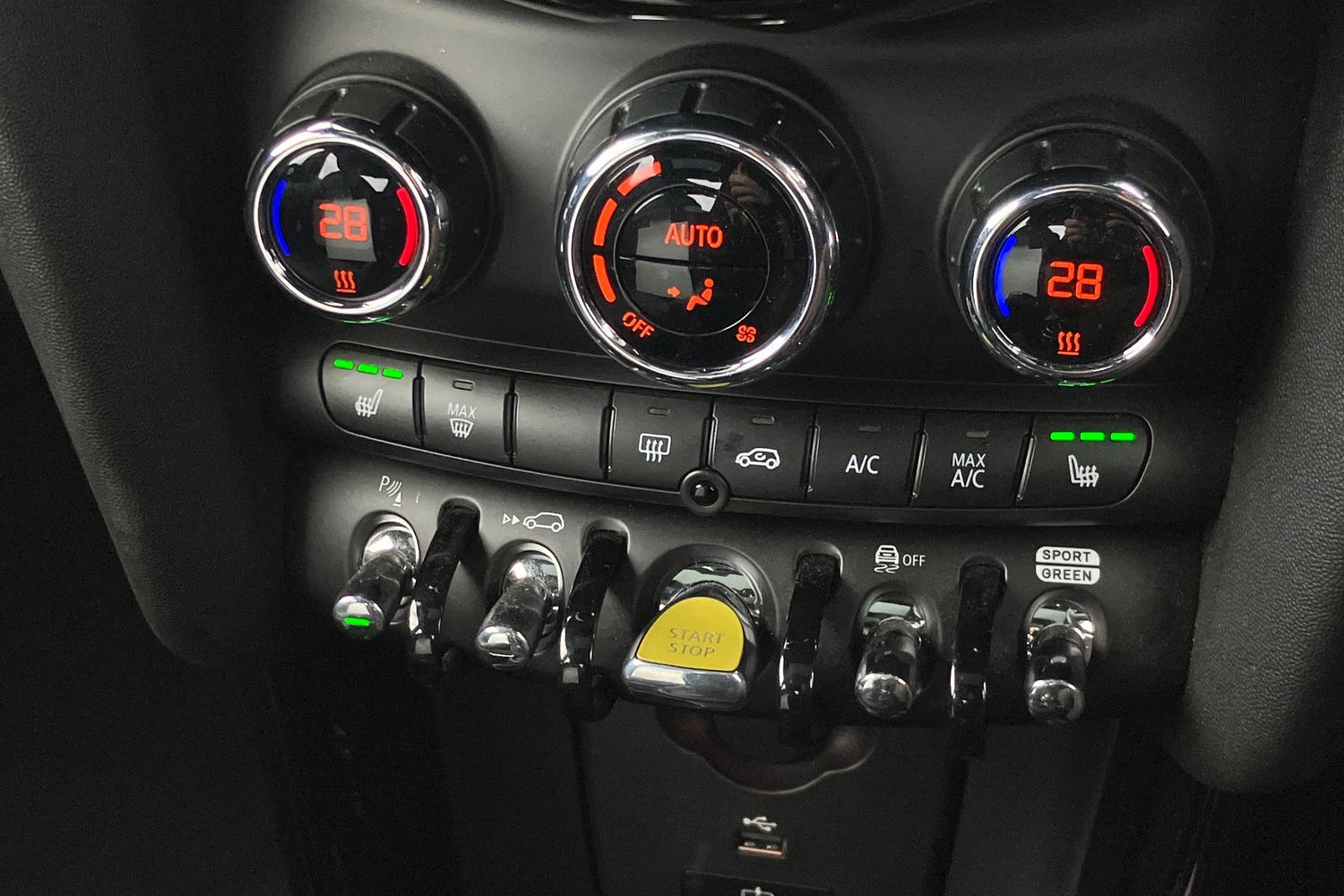 Used MINI Hatch 2023 for sale - 76385500: Photo 12