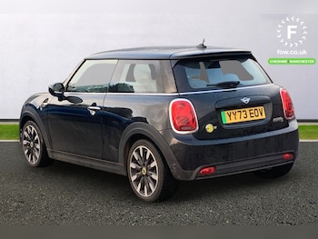 Used MINI Hatch 2023 for sale - 76385500: Photo