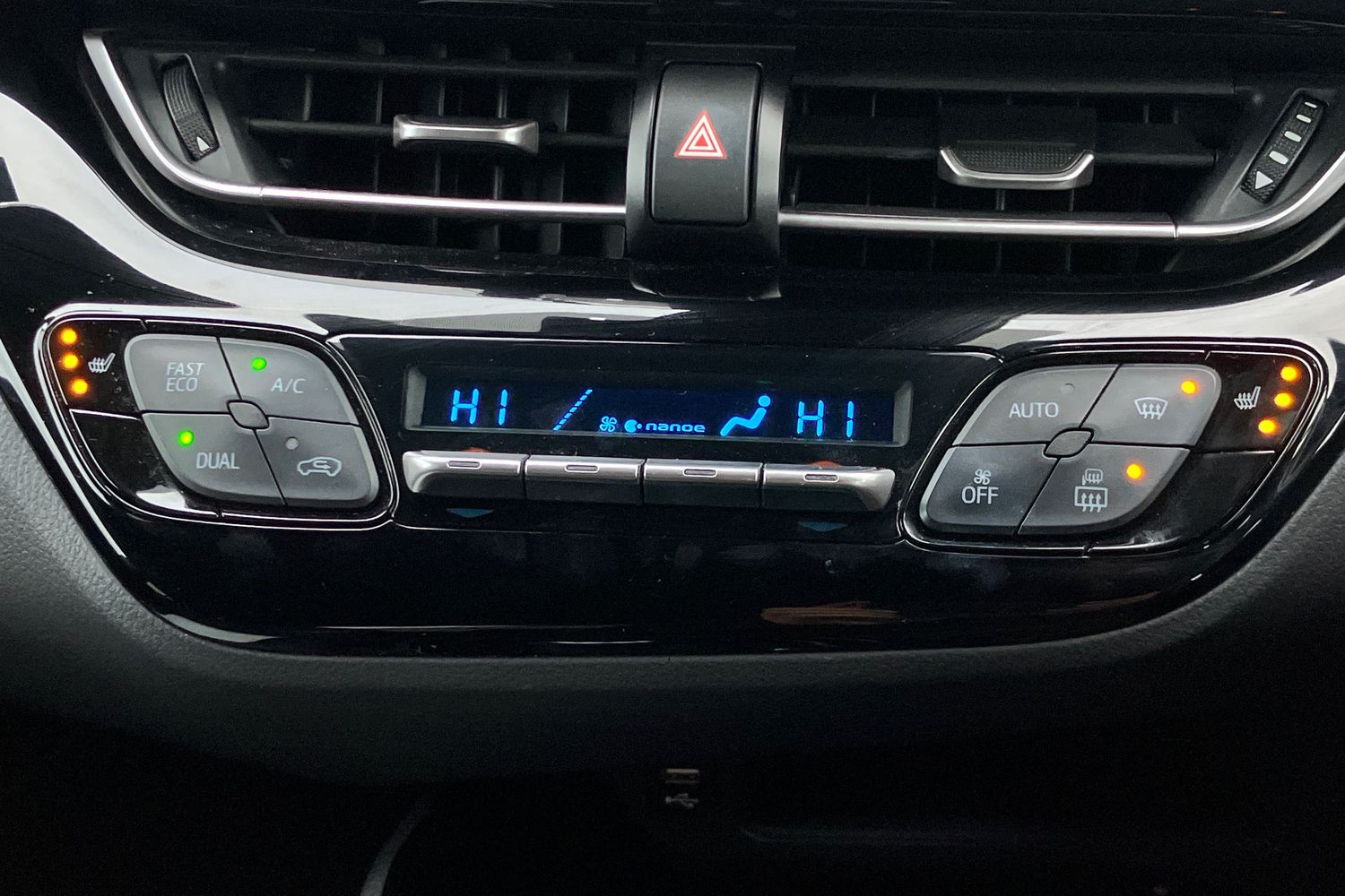 Used Toyota C-HR 2021 for sale - 76274798: Photo 12