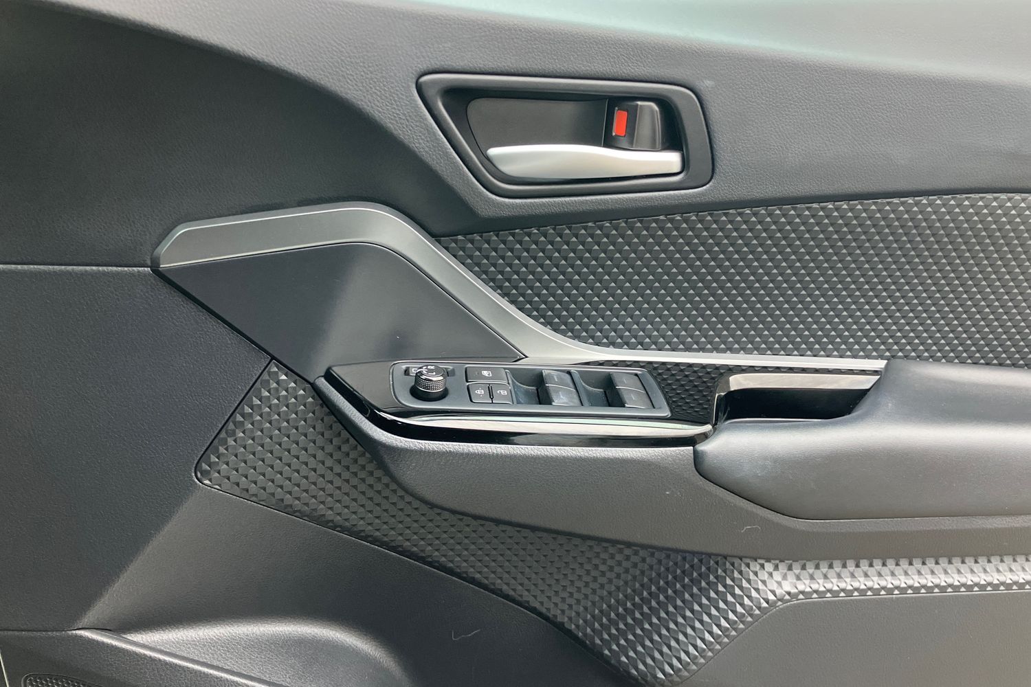 Used Toyota C-HR 2021 for sale - 76274798: Photo 21