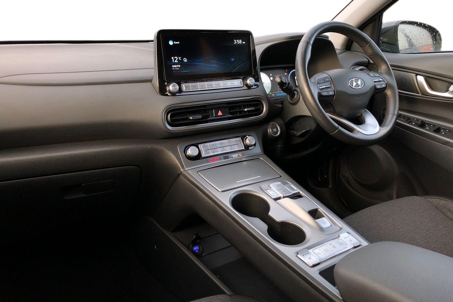 Used Hyundai KONA 2021 for sale - 76346422: Photo 4