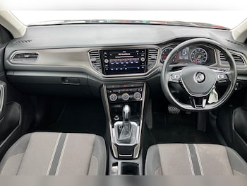 Used Volkswagen T-Roc 2019 for sale - 78502226: Photo