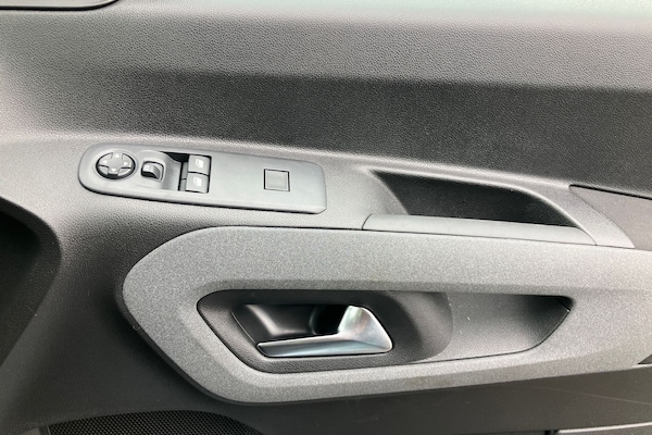 Used Peugeot Rifter 2025 for sale - 76036831: Photo 17