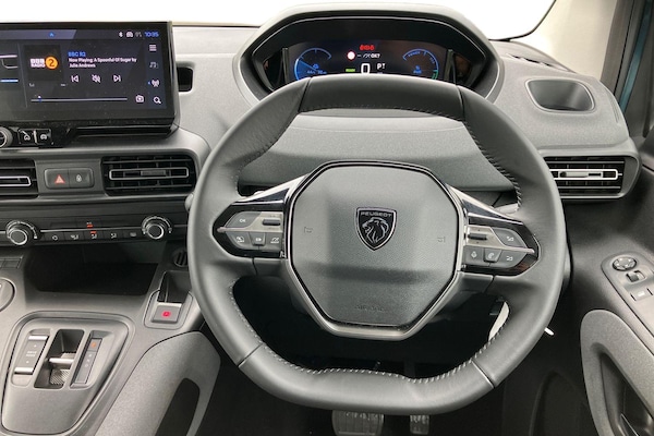 Used Peugeot Rifter 2025 for sale - 76036831: Photo 5