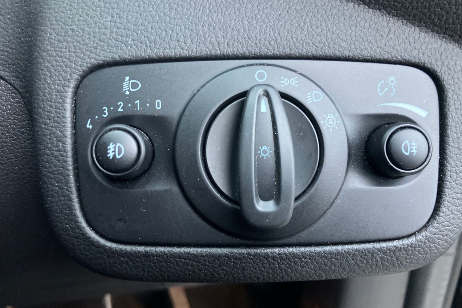 Used Ford Kuga 2019 for sale - 77635152: Photo 21