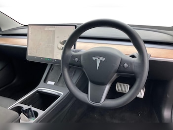 Used Tesla Model 3 2021 for sale - 75999774: Photo