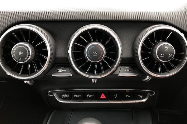 Used Audi TT 2018 for sale - 75717637: Photo 10
