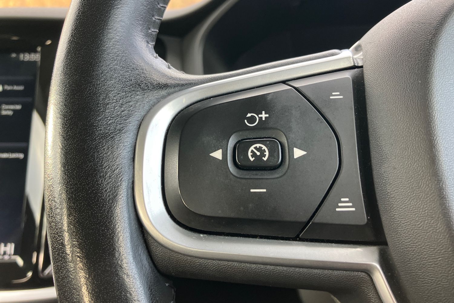 Used Volvo V60 2019 for sale - 77527768: Photo 16