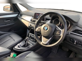 Used BMW 2 Series 2021 for sale - 77961449: Photo