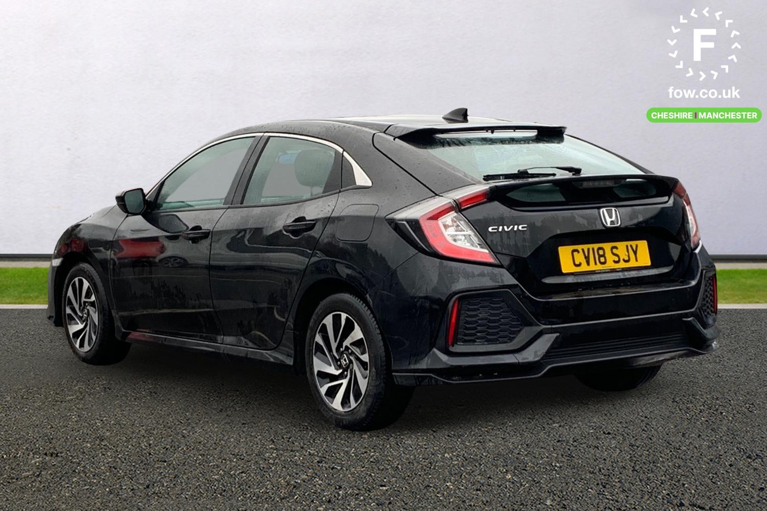 Used Honda Civic 2018 for sale - 77334359: Photo 2