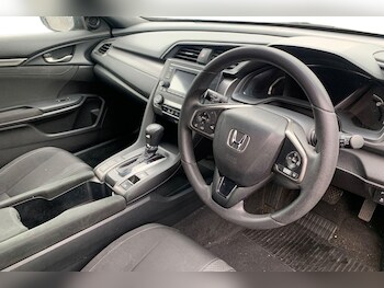 Used Honda Civic 2018 for sale - 77334359: Photo