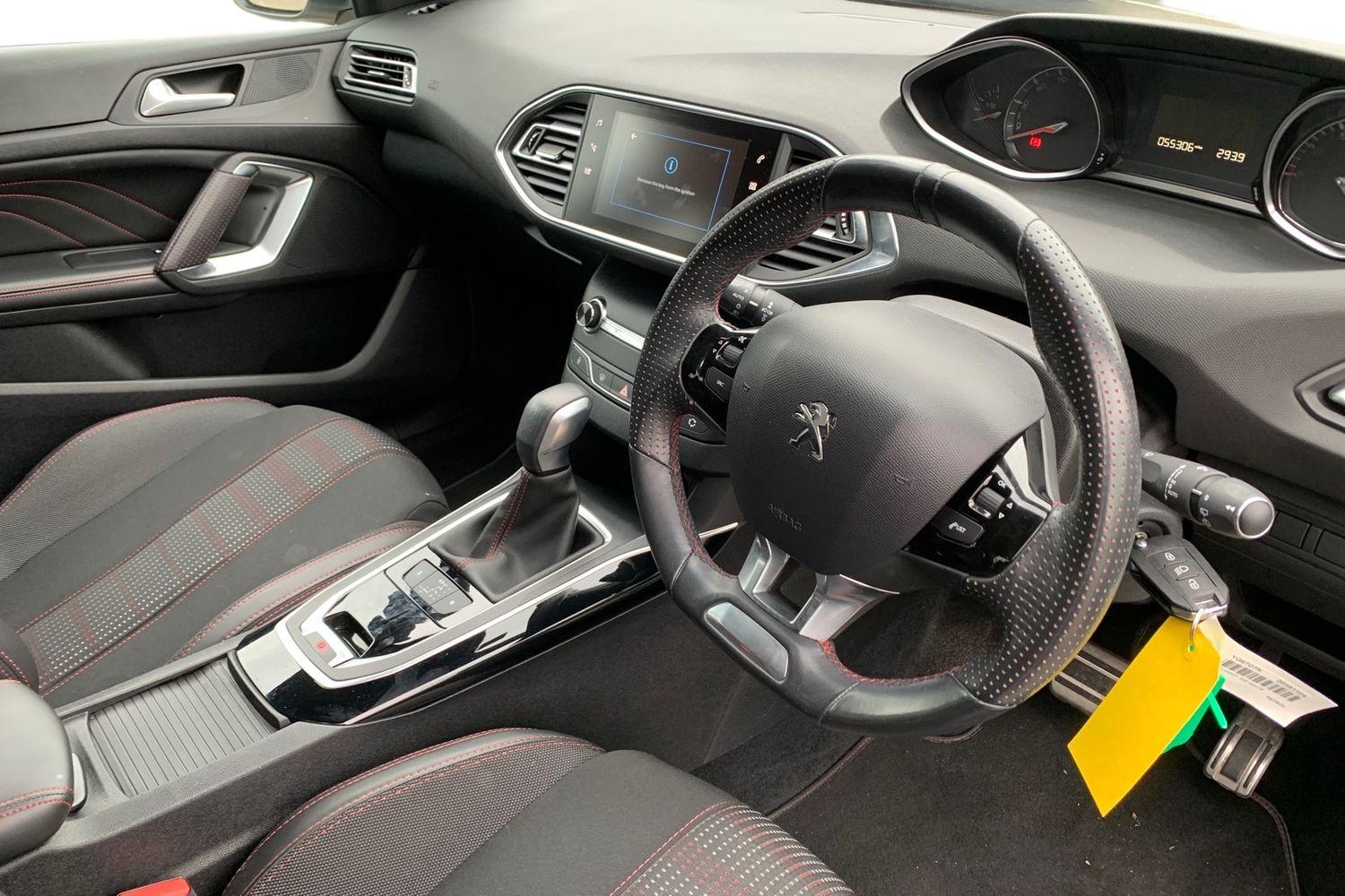 Used Peugeot 308 2017 for sale - 77589419: Photo 3